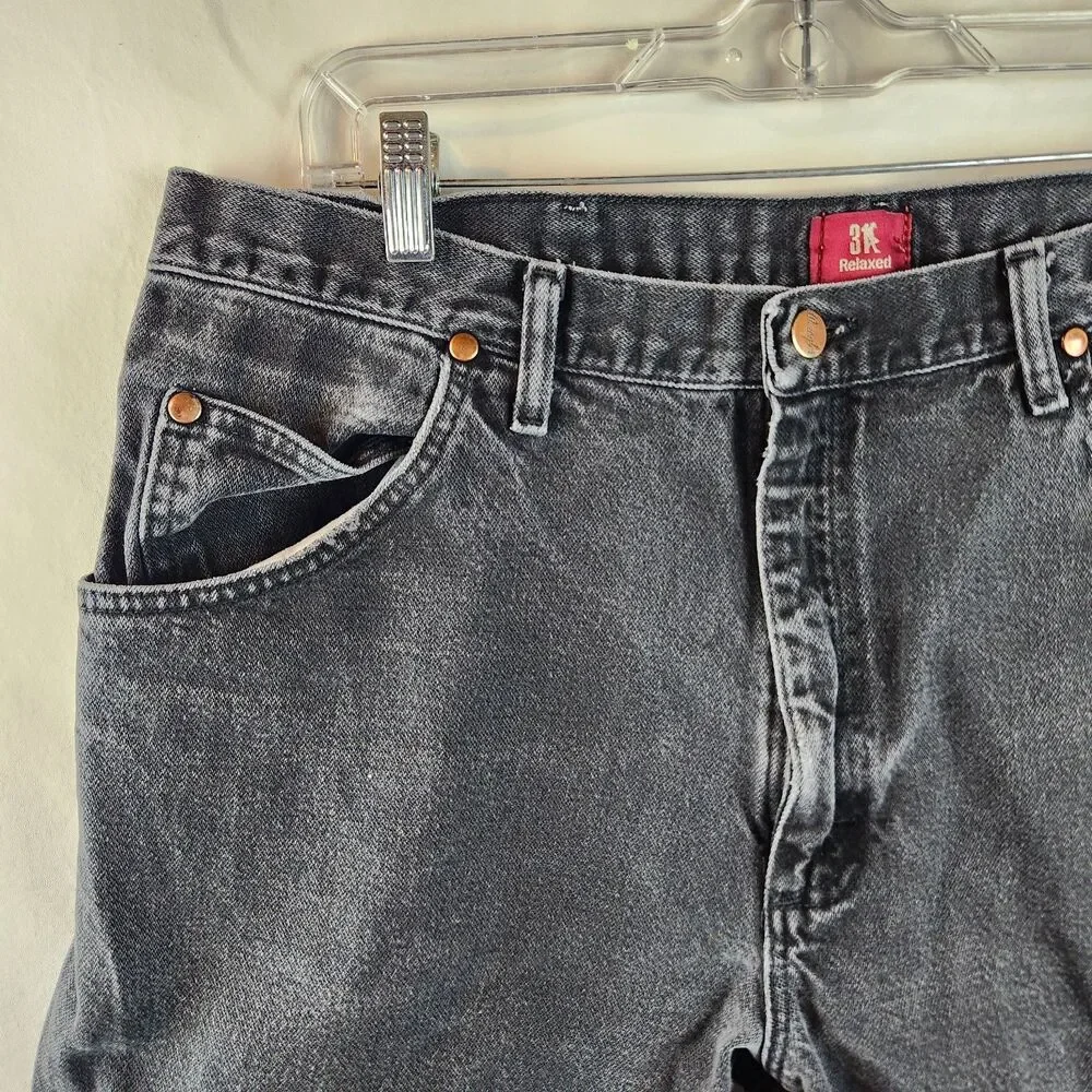 Wrangler Jeans Mens 36x30 Gray Black Denim Relaxed Fit  Western Vintage Patch